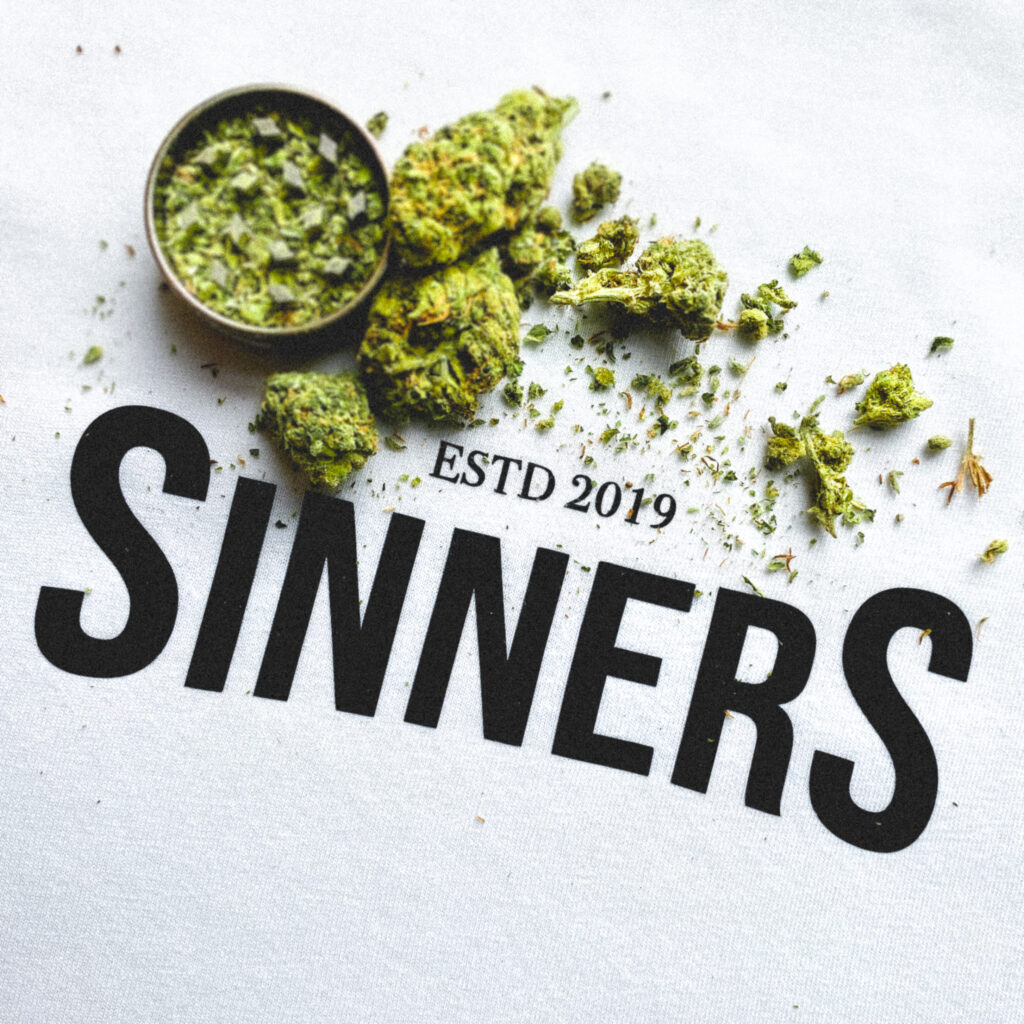 2022-08-27_Sinners_Content_feed_weed_grain